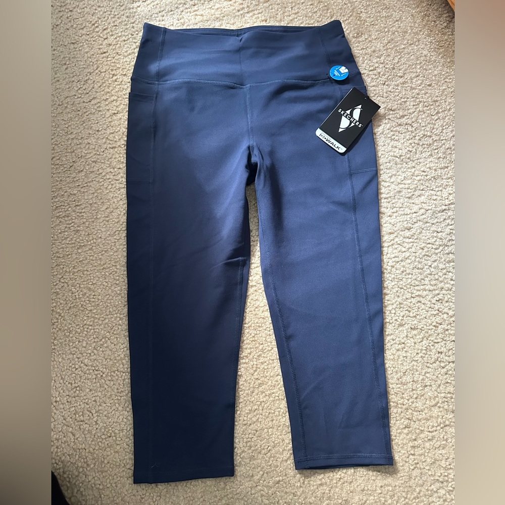 NWT, Sketchers High Rise Crop Leggings